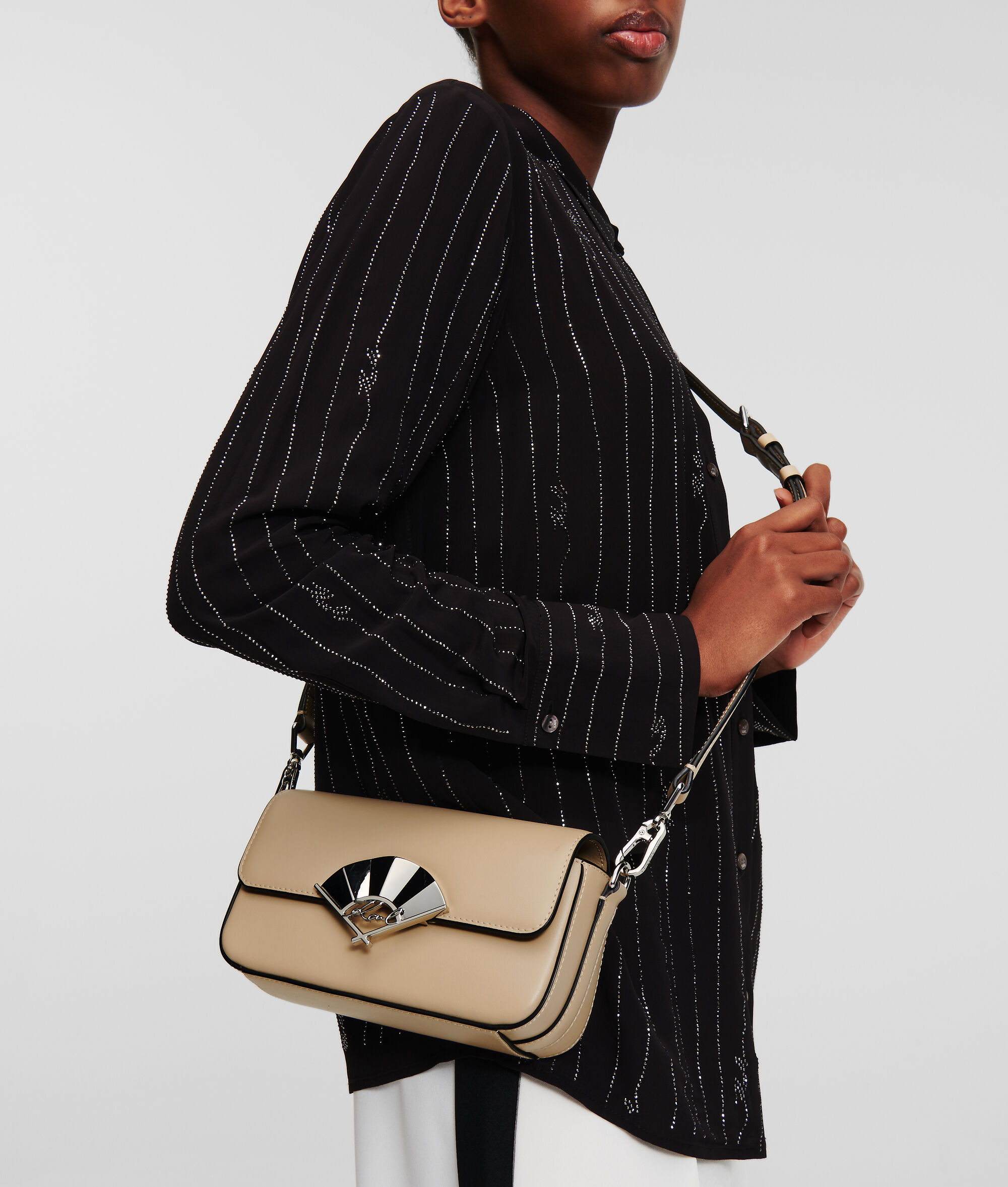 (image for) Flawless K/SIGNATURE FAN SMALL CROSSBODY BAG